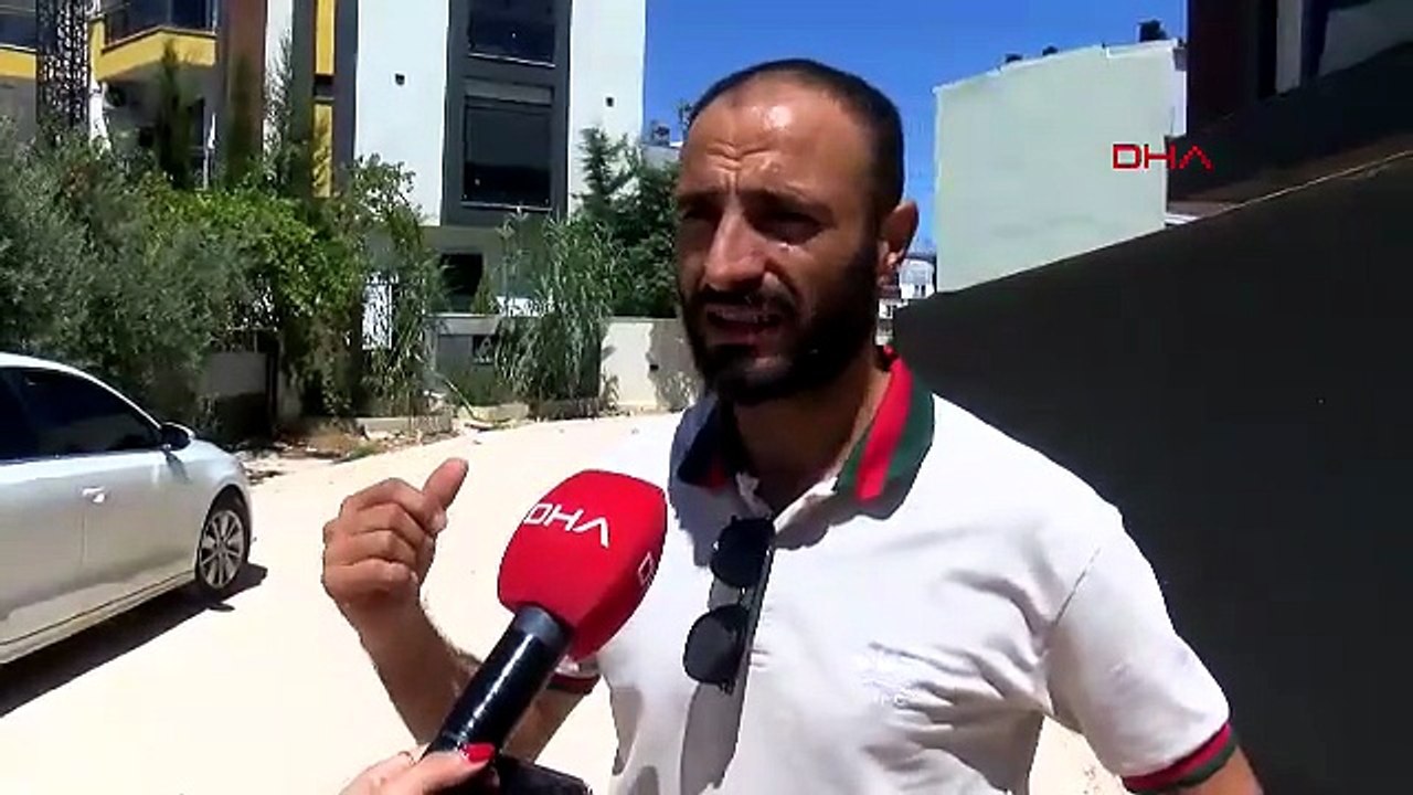 Antalya'da kan donduran olay! Eski sevgilisinin evini basıp dehşet saçtı