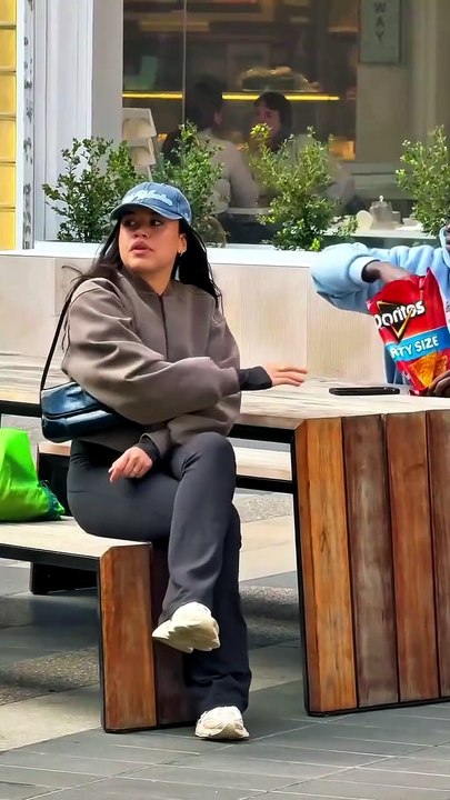 She Had No Idea… And You Won’t Believe What Happens Next! 😂✨