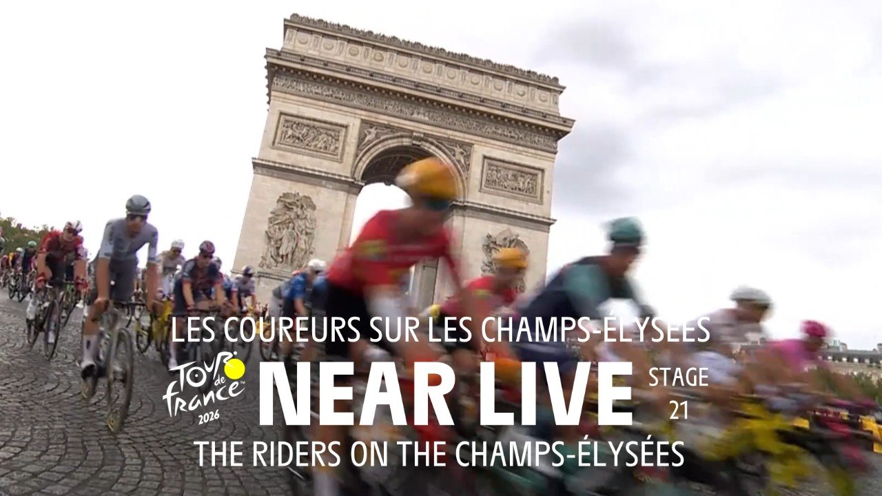 The riders on the Champs-Élysées - Stage 21