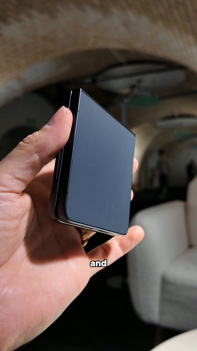 What's *Actually* New with the Galaxy Z Flip 8?