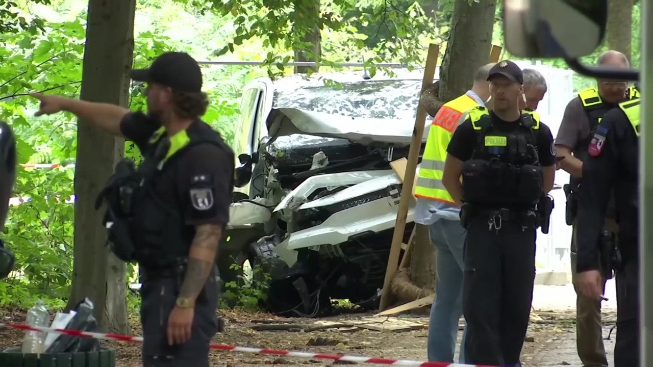 Deutschland unter Schock nach tödlichem Verkehrsunfall beim Pride-Umzug: Möglicher Terroranschlag