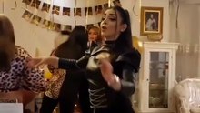 رقص بنات البيت #رقص_بملابس_شفافة #DanceChallenge #Choreography #بنات #بنات_تويتر