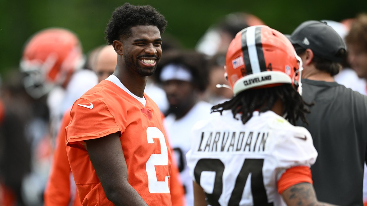 Cleveland Browns' QB Struggles and Team Identity Crisis