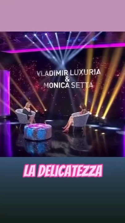 Monica setta la delicatezza con i suoi ospiti