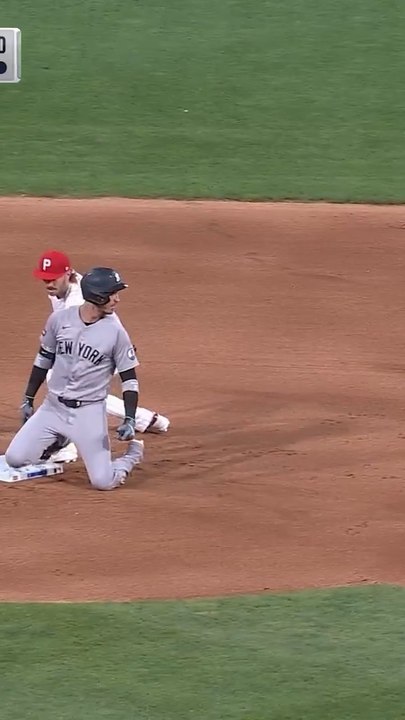 The moment Cody Bellinger got injured