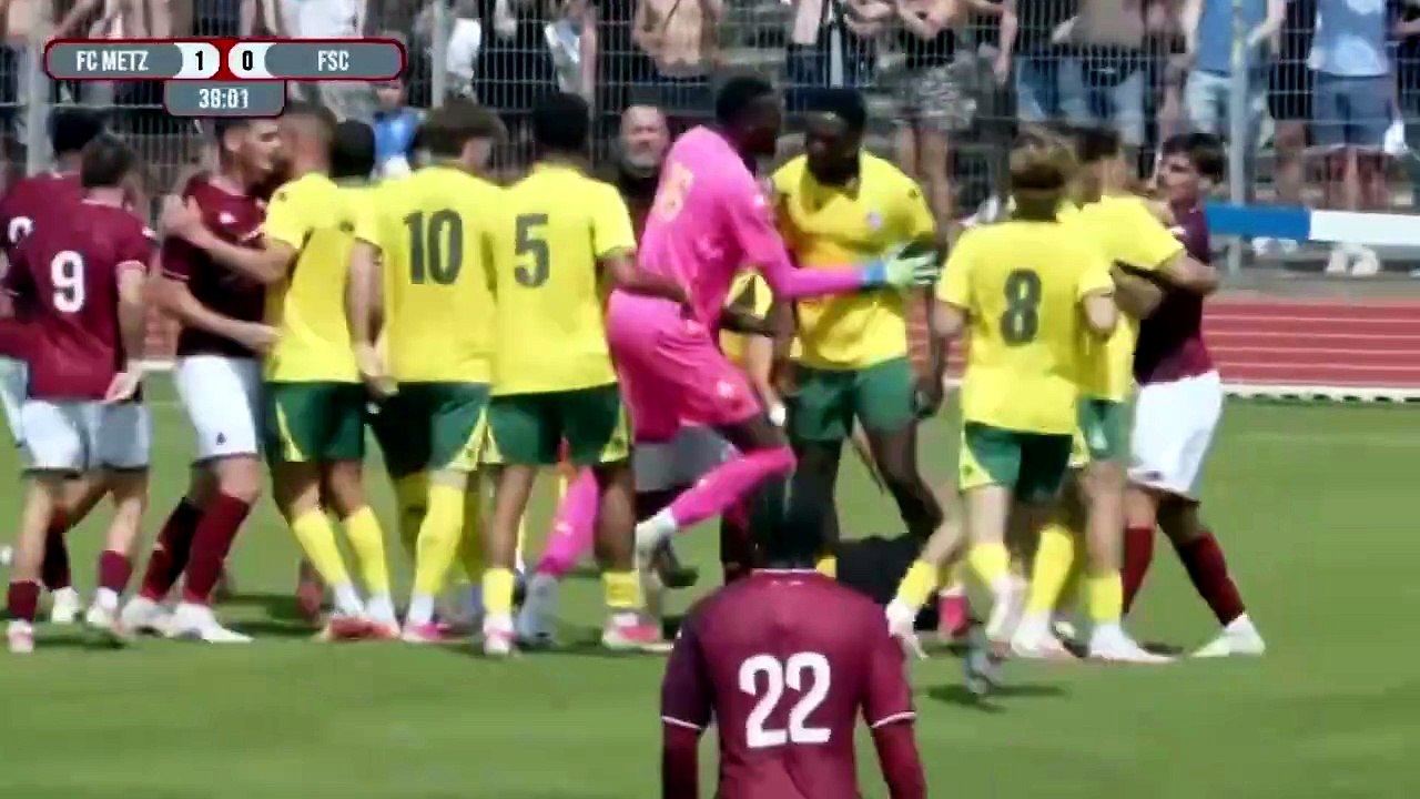 Árbitra Mathilde Demoncay sufre golpe en su cabeza tras pelea en juego amistoso en Europa