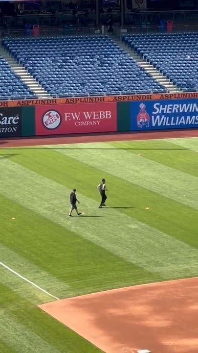 Cody Bellinger seen doing light agility drills after being placed on the 10-day IL