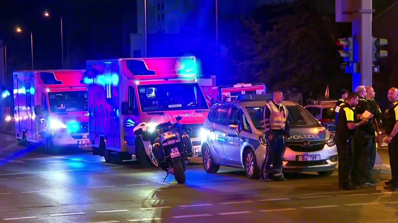 Berlin police hunt Islamist suspect in Berlin Pride attack