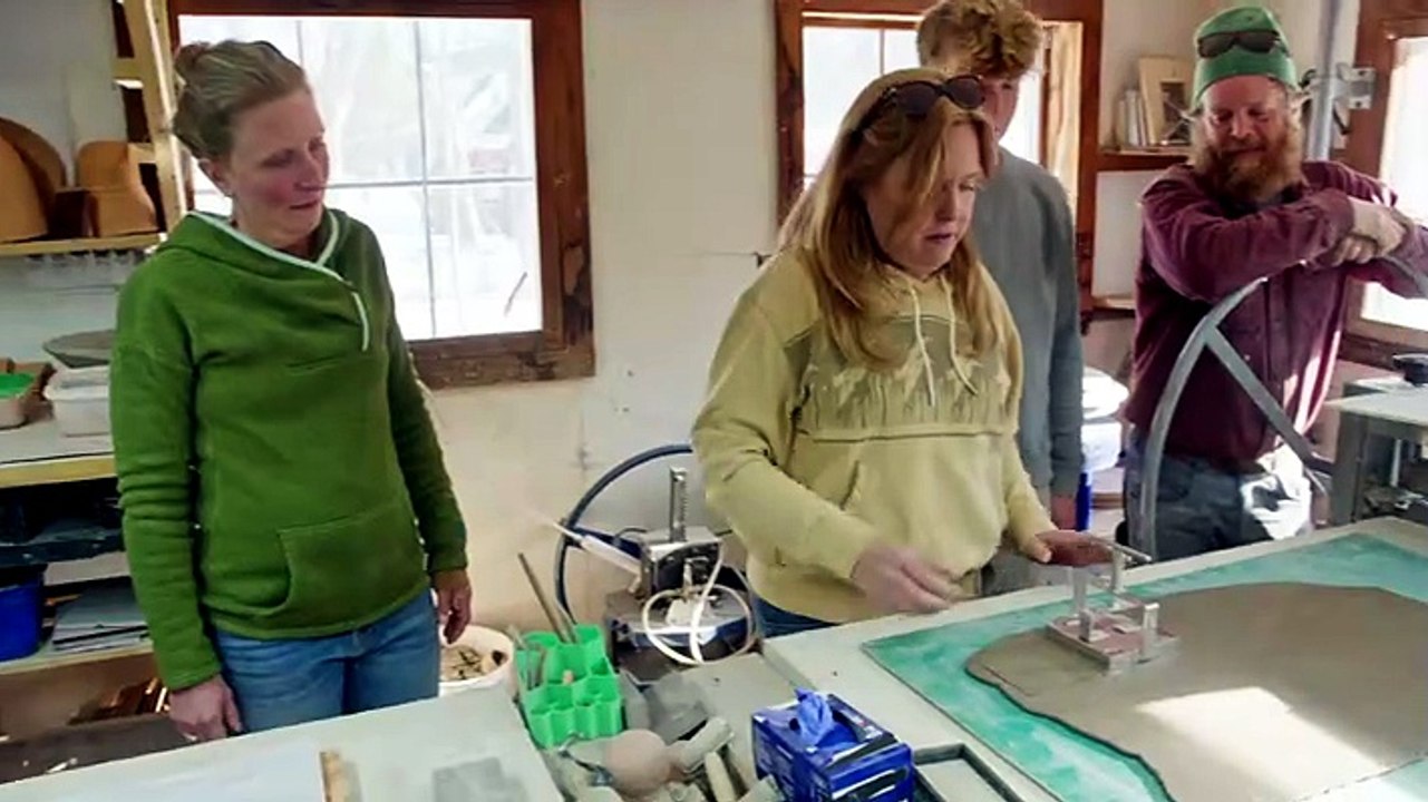 Maine Cabin Masters: All Inn - Season 1 Episode 2