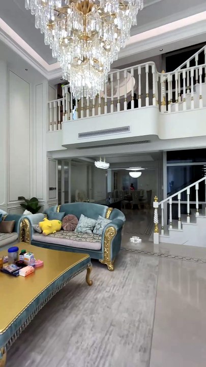 Xem chi tiết thiết kế tòa nhà văn phòng 9 tầng thu hút mọi ánh nhìn