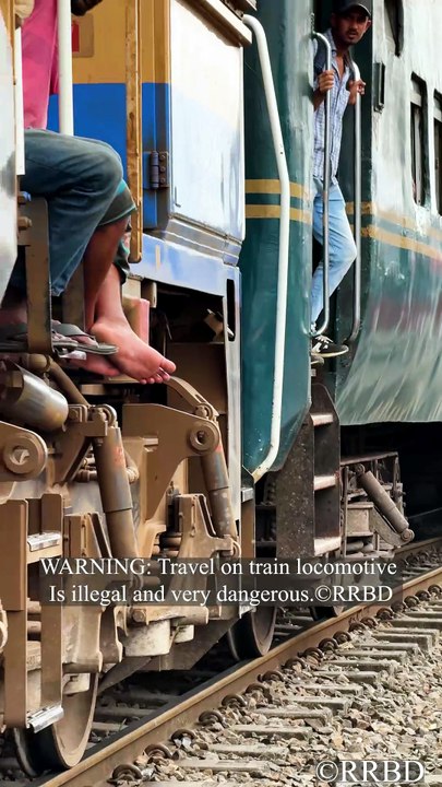 Avoid riding on train roofs and engines!⚠️🚂❌