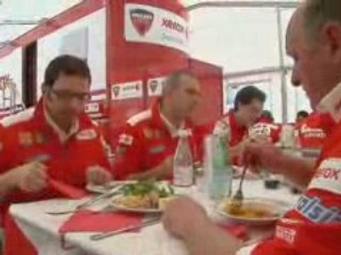 Troy Bayliss shows us just how important his Ducati ...