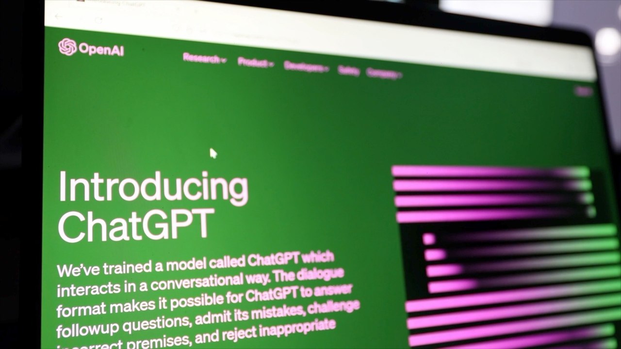 ChatGPT in Your Business: Do's and Don'ts to Manage the Risks
