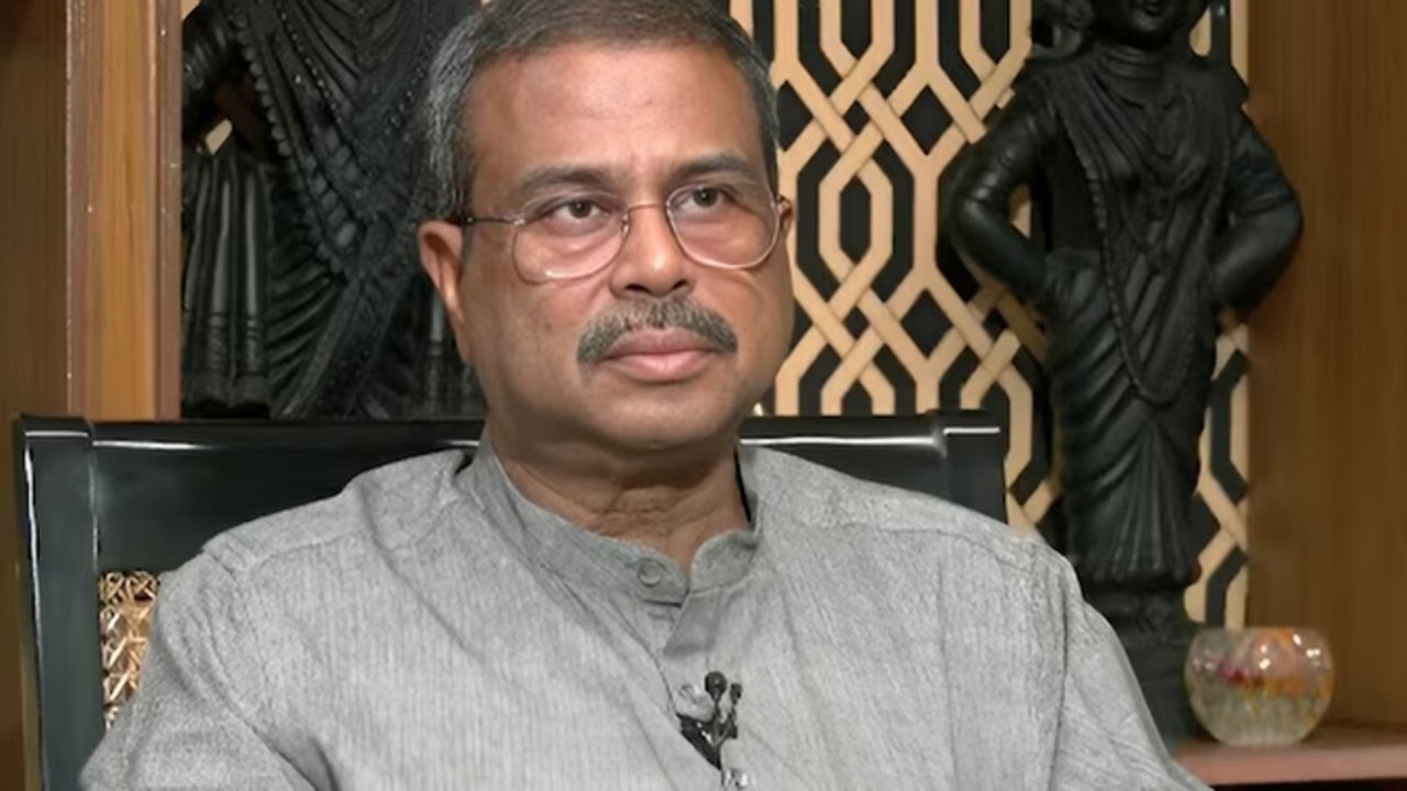 'ಪ್ರಧಾನ' ತಲೆದಂಡ: ಮೊದಲ ಸಲ ಮಣಿದರಾ ಮೋದಿ?