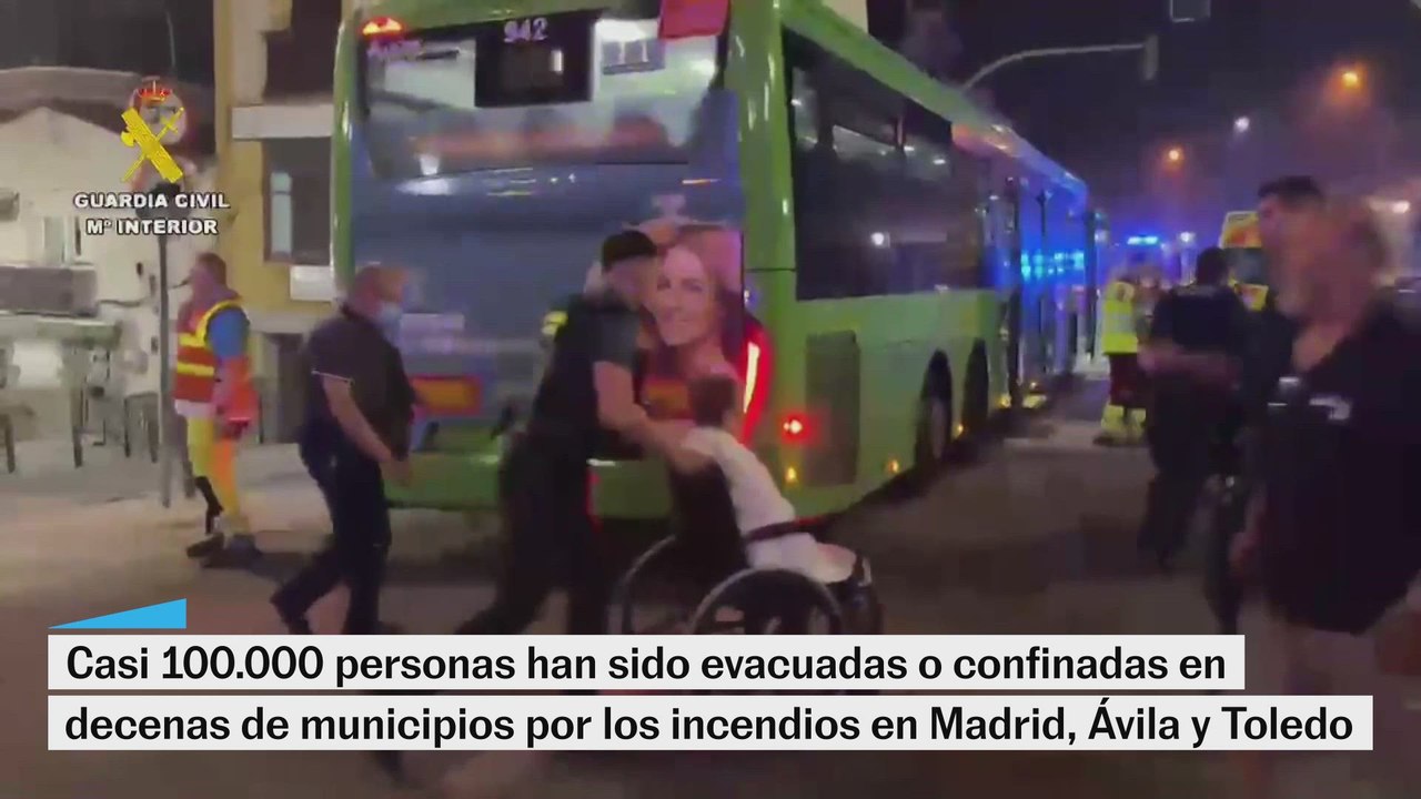 Las imágenes de las evacuaciones por los incendios de Toledo, Ávila y Madrid