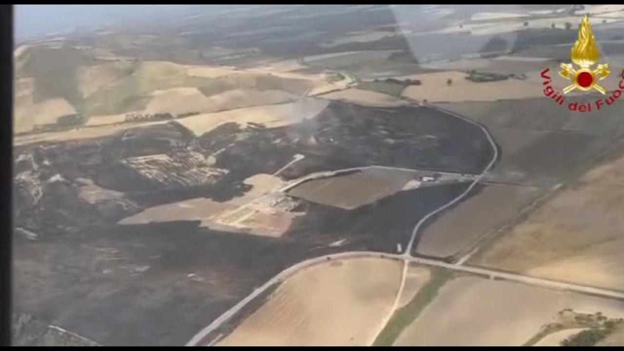 Incendi in Molise e sul Gargano, vigili del fuoco al lavoro