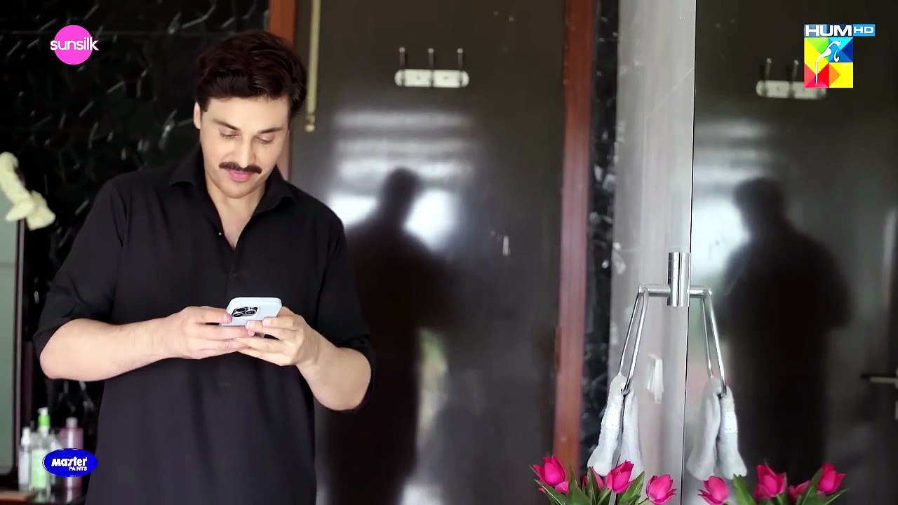 Aap Ki Izzat - Episode 01[Eng Sub] | [ Urwa Hocane & Ahsan Khan ] - Pakistani Top Dramas