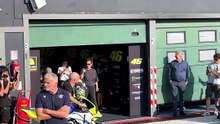 Valentino Rossi e i piloti della VR46 Riders Academy sono scesi in pista al Misano World Circuit nel giovedì della Racing Night
