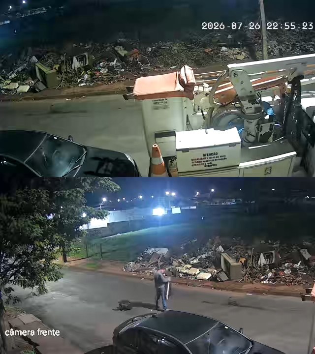 Imagens mostram homem colocando fogo em terreno com descarte irregular em Cascavel