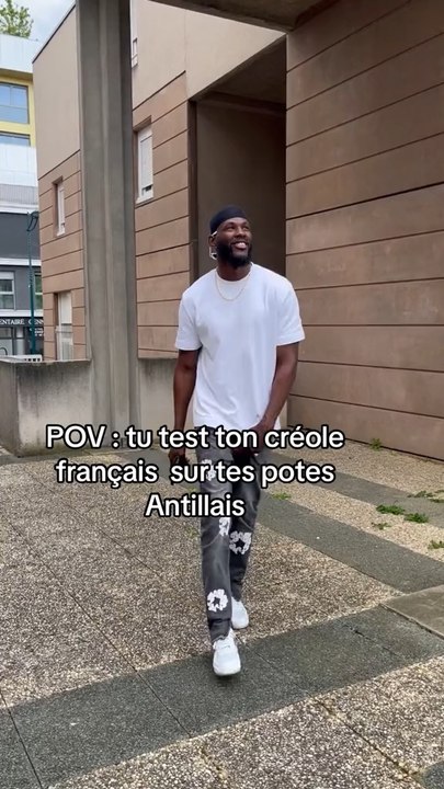 Tu teste ton créole sur tes potes antillais