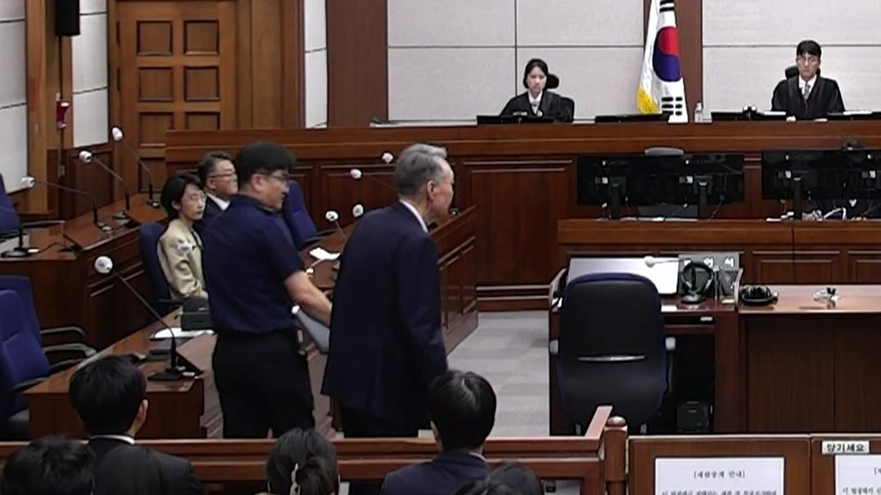 '대선 허위발언' 윤석열 1심, 징역형 집행유예 선고 / YTN