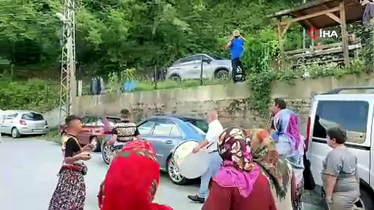 Karadeniz'de asırlık düğün öncesi düğün geleneği hala yaşatılıyor...