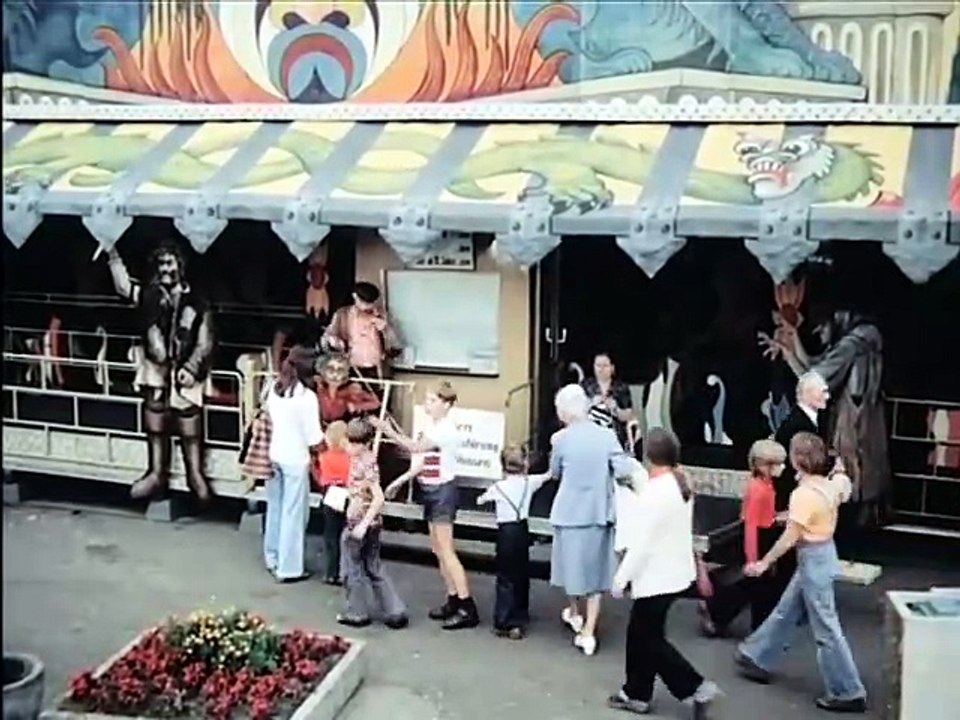 Spuk unterm Riesenrad E02-Gespenster auf Rädern (DDR 1978)