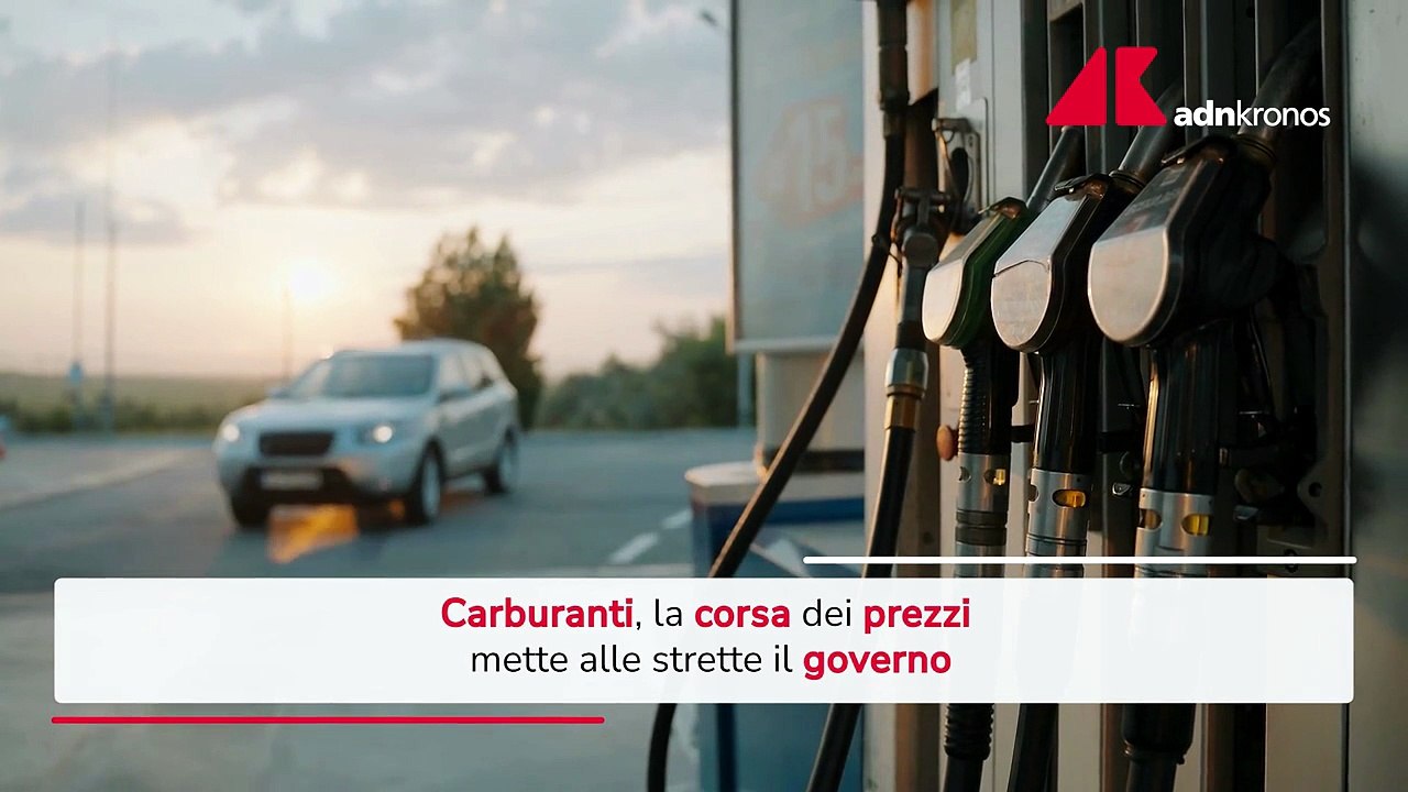 Carburanti, corsa prezzi mette alle strette governo