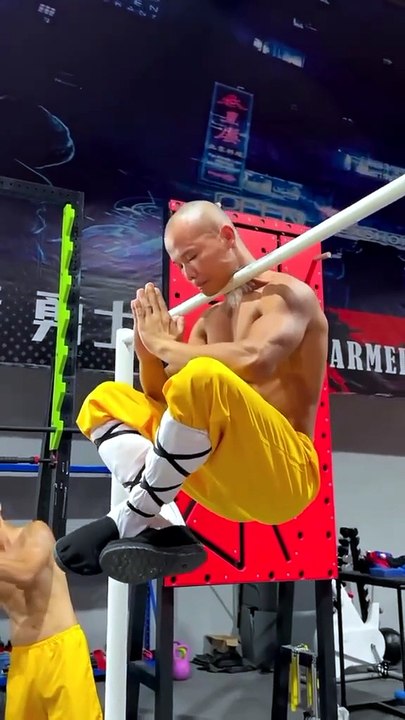 Shaolin monk !! 😱