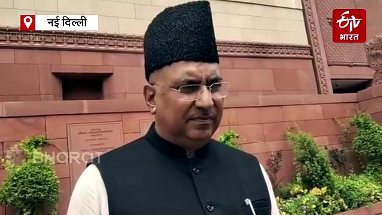 संसद सत्र: छात्रों के मुद्दे पर विपक्ष का हंगामा, लोक परीक्षा बिल पारित कराने की तैयारी में सरकार