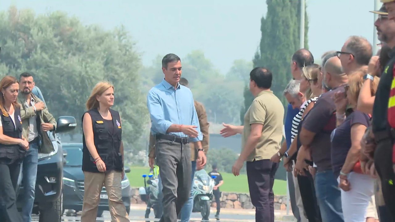 Sánchez visita la Vall D'Uixó (Castelló) para seguir la evolución del incendio aun "activo"