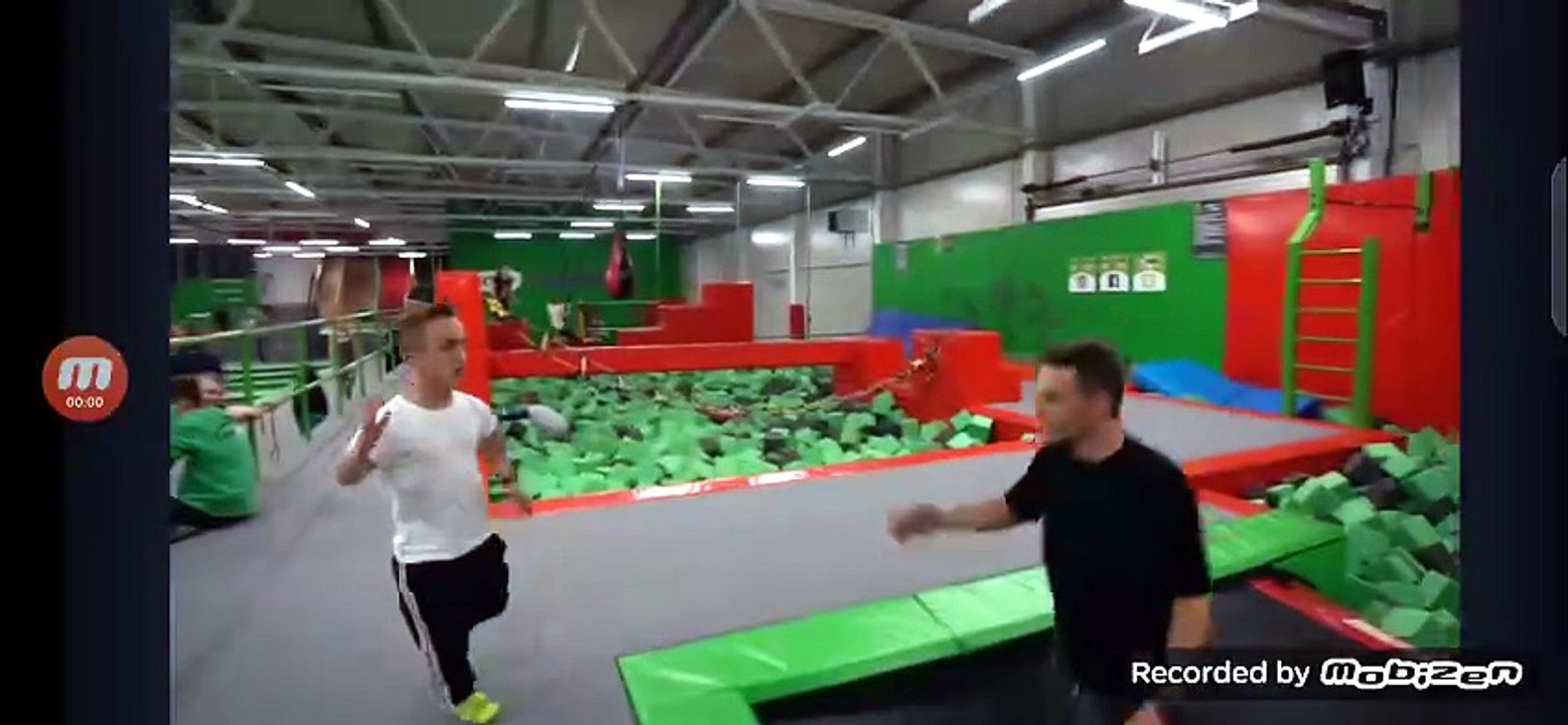 PARK ROZRYWKI JUMP 4U OŁAWA THE