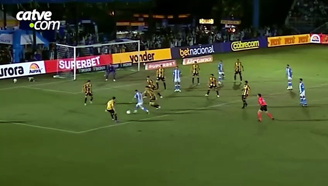 Londrina é goleado em casa para o Novo Horizontino e volta para a zona do rebaixamento da Série B