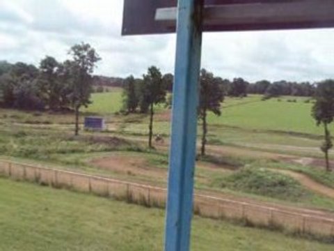 La neuville aux joutes