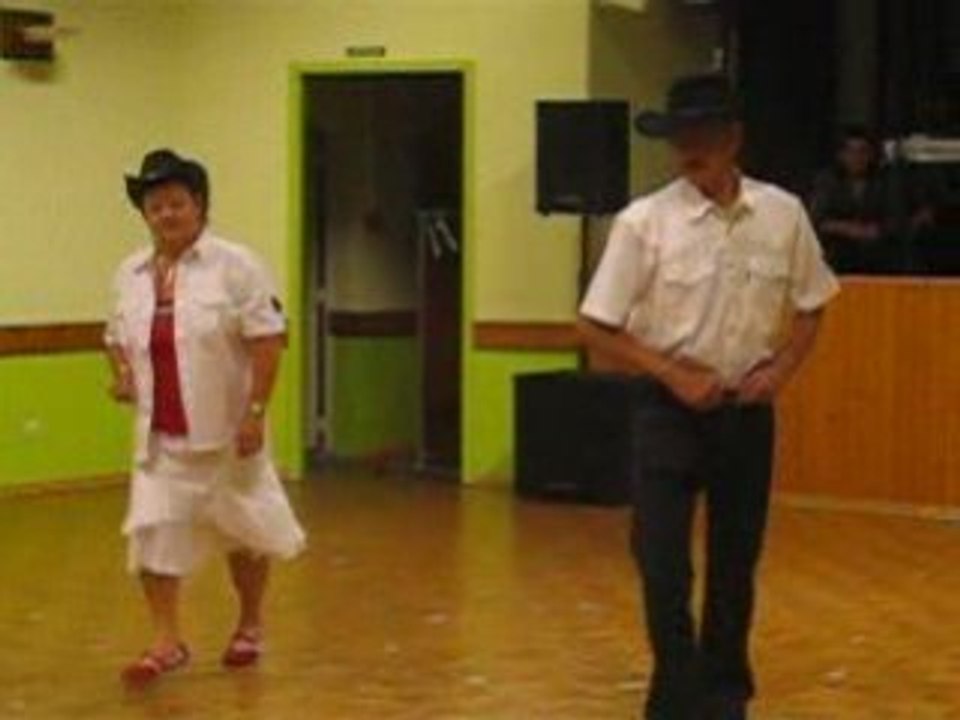 Démonstration de danse country