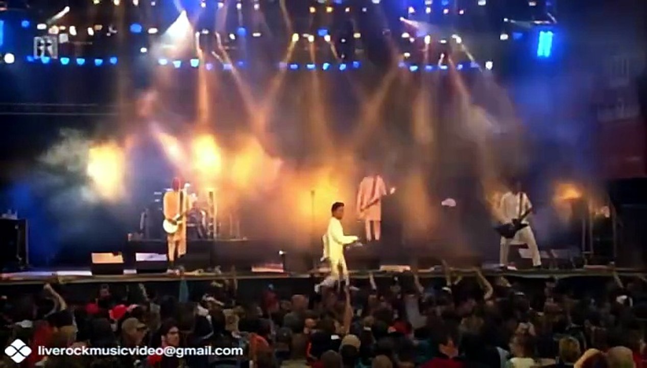 Oomph! - Gekreuzigt - Live @ Taubertal Festival 2005 - Upscale