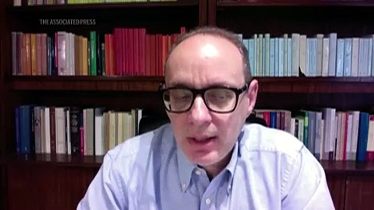 Το Associated Press αναδεικνύει τη θεατρική «Οδύσσεια» της Γιούλης Ηλιοπούλου