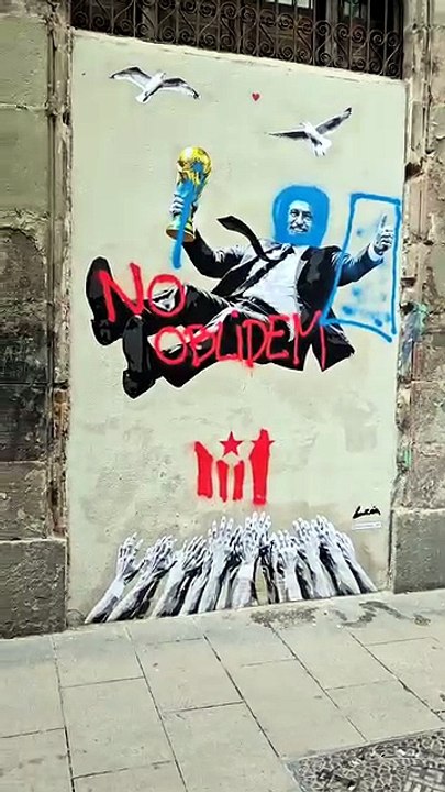 Vandalizan el mural que el tinerfeño Alberto León dedicó a Luis de La Fuente en Barcelona