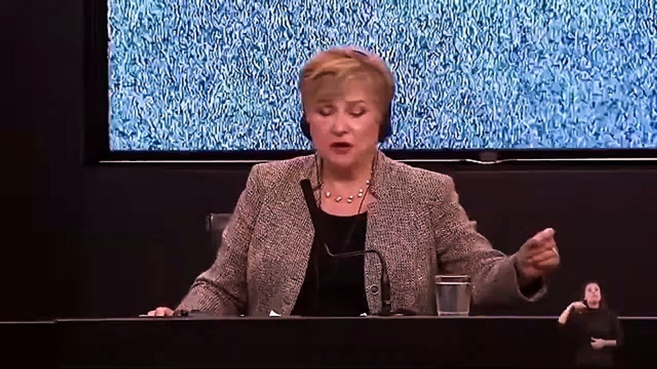 xgvnkk0f-34105381.mp4