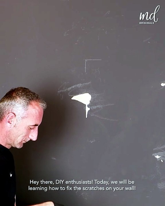 Fixing wall scratches like a pro!