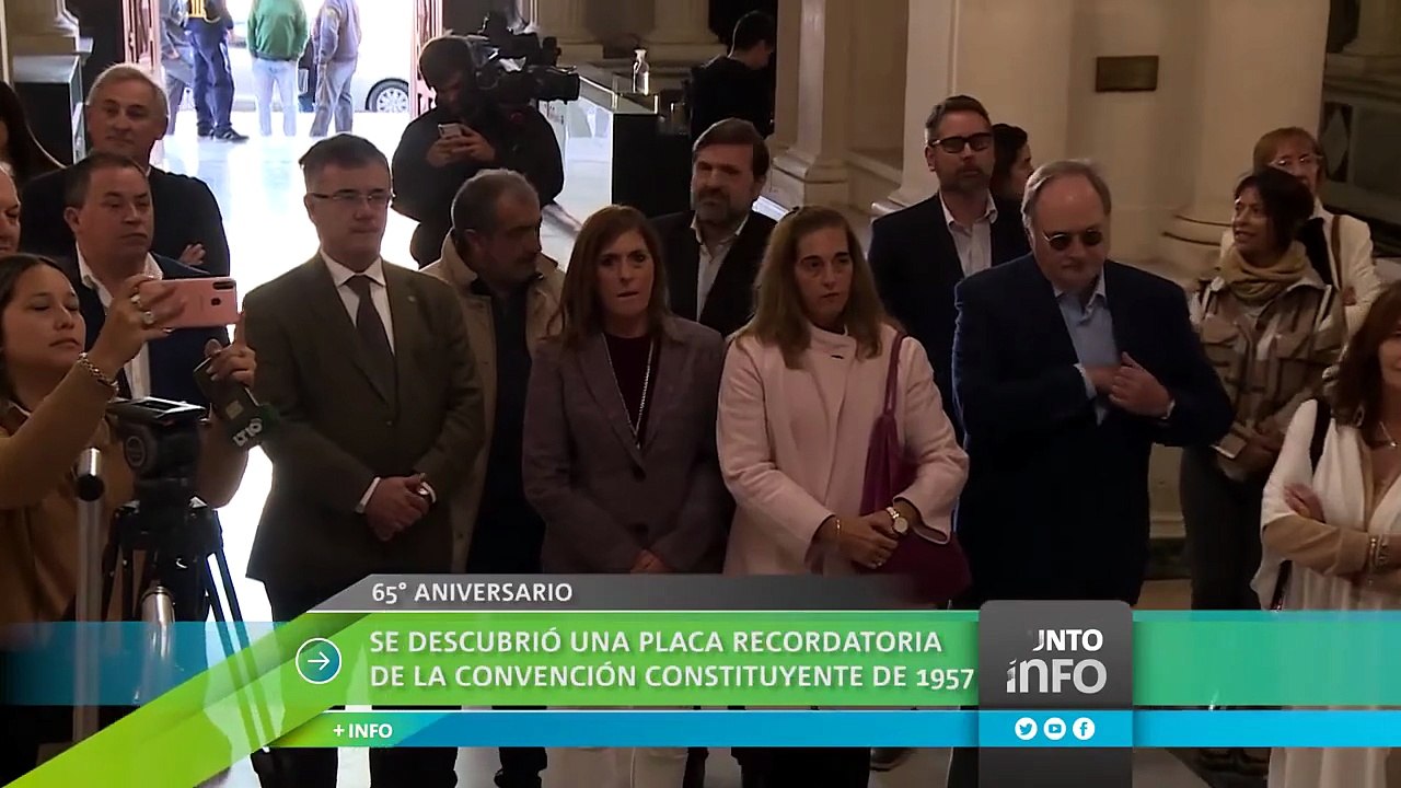 Se descubrió una placa recordatoria de la Convención Constituyente de 1957