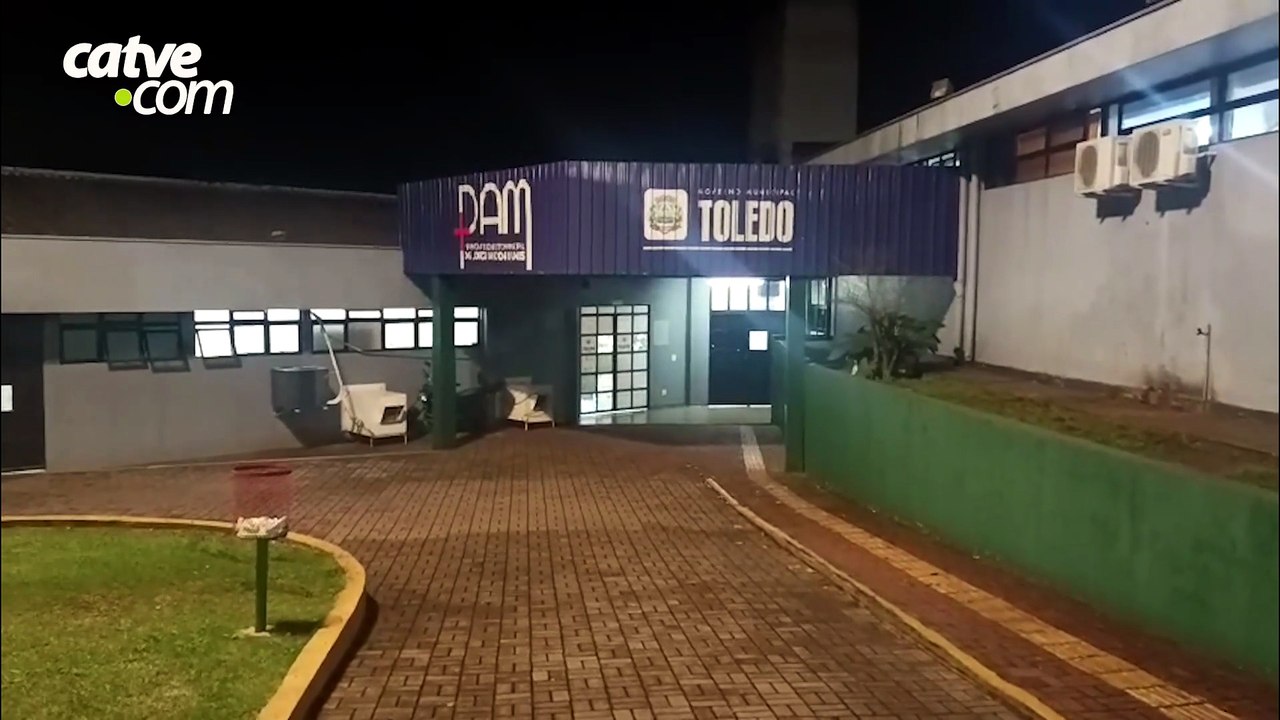 Homem quebra porta, ameaça médico e acaba preso em Pronto Atendimento de Toledo