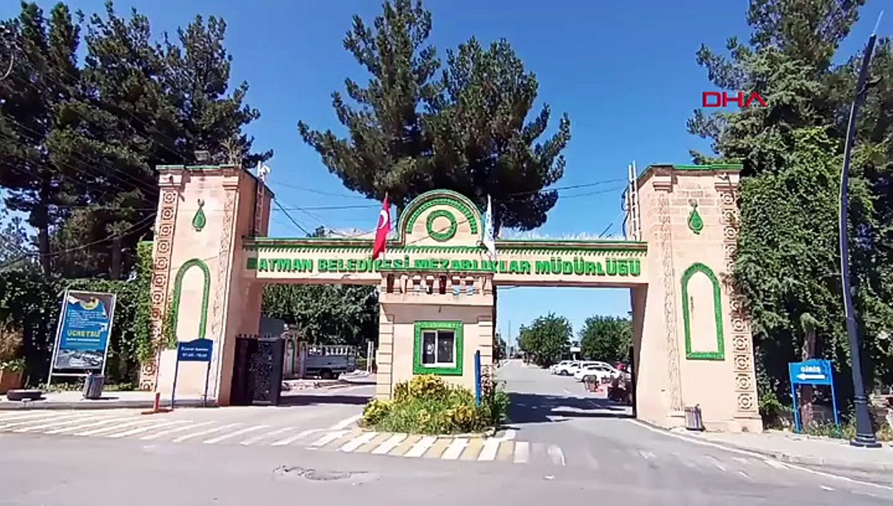 Aynı aileyi yasa boğan pusu! 3 kişi yan yana son yolculuğuna uğurlandı