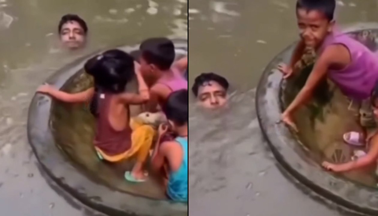 Assam Floods | Father Carries Three Children To Safety | Heartbreaking Rescue | VIRAL