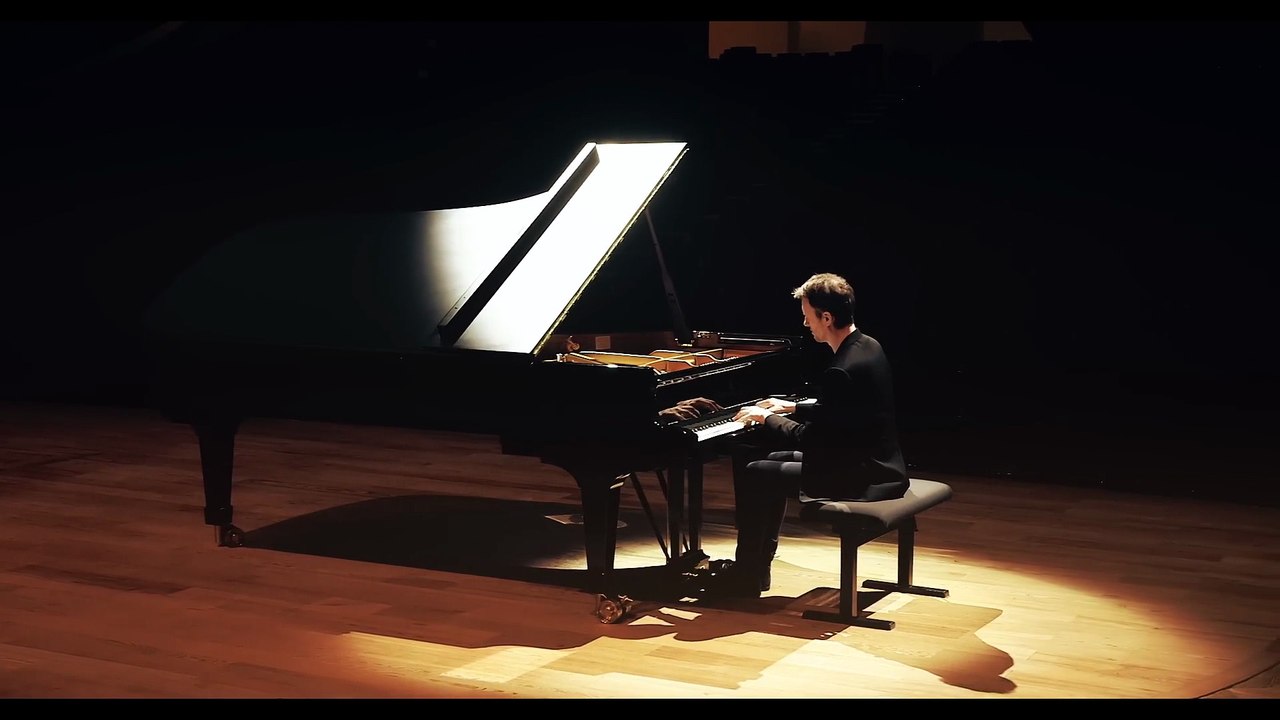 Alexandre Tharaud – J.S. Bach: Prelude No. 1, BWV 846 (Das Wohltemperierte Klavier)