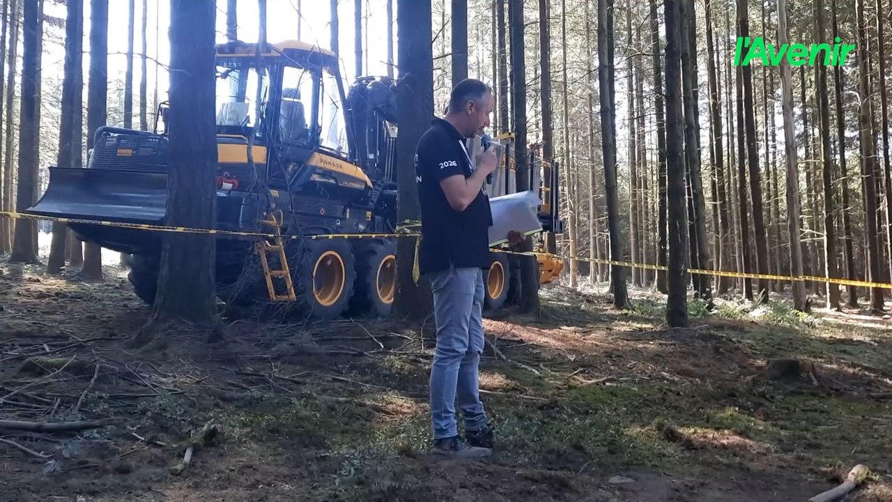 Matériel de lutte contre l'incendie à Démo Forest