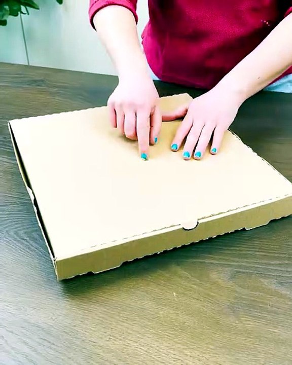 Save your pizza, open it the right way 🍕✅
