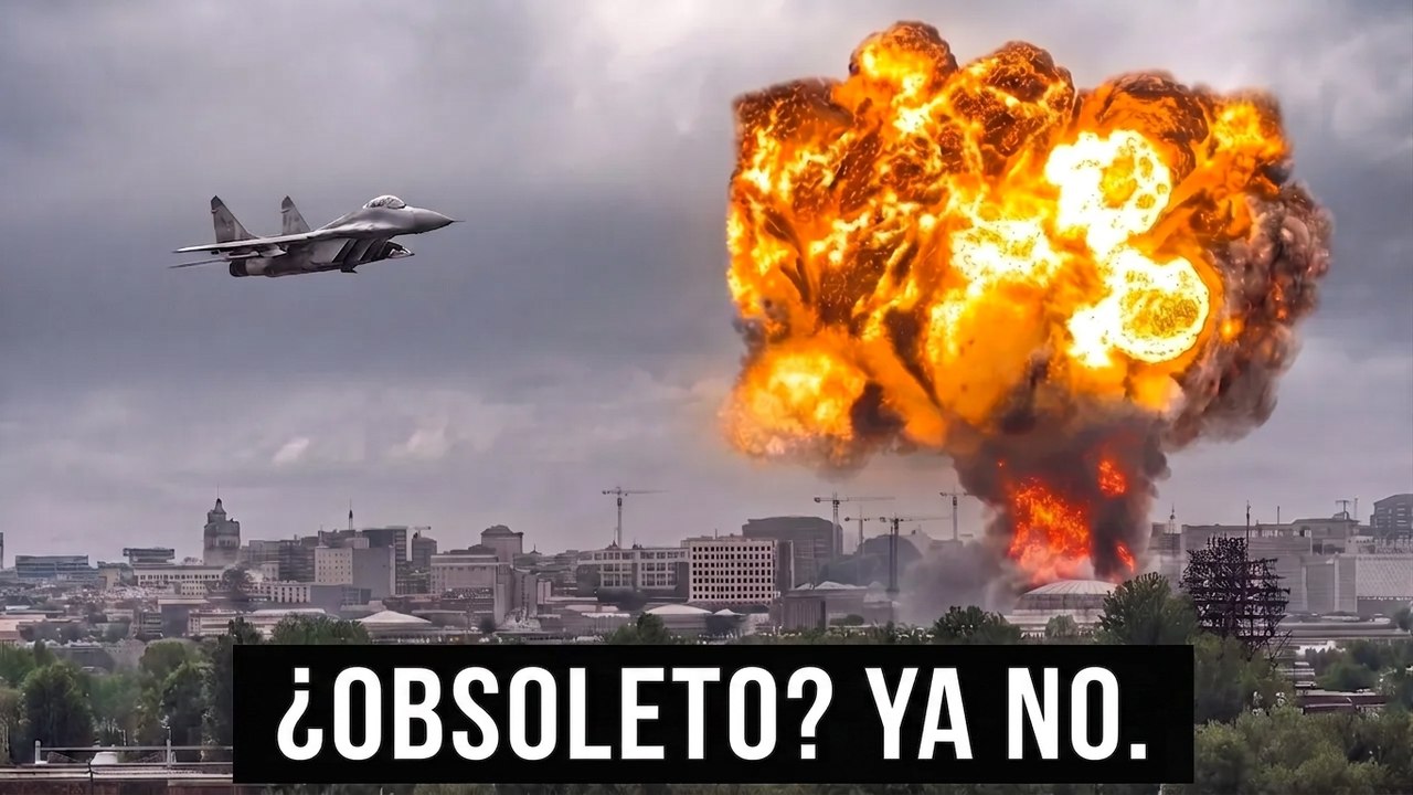 ¡Un viejo MiG-29 ucraniano acaba con una fuerza rusa en pleno ataque!