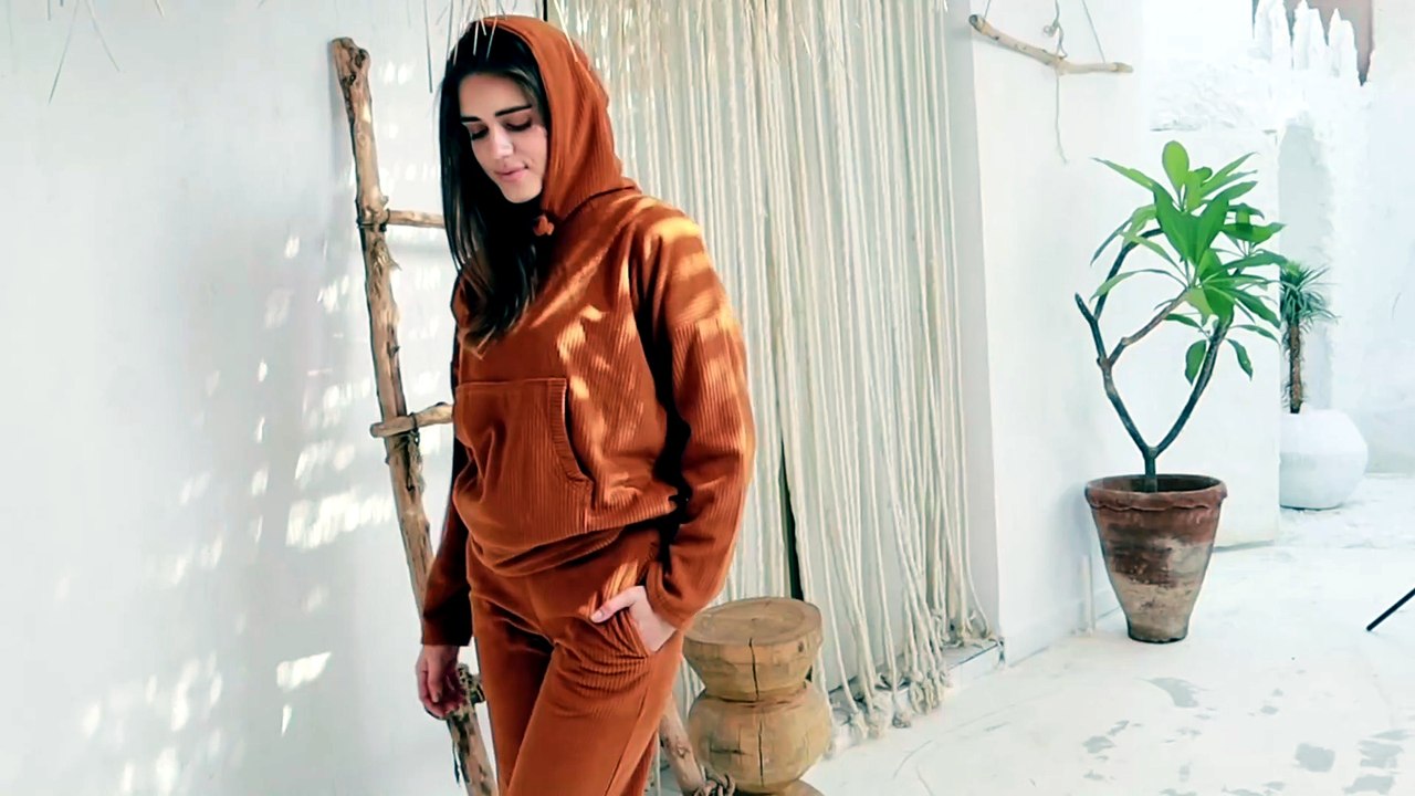 Women’s Fashion Media Campaigns - Rodes - Main