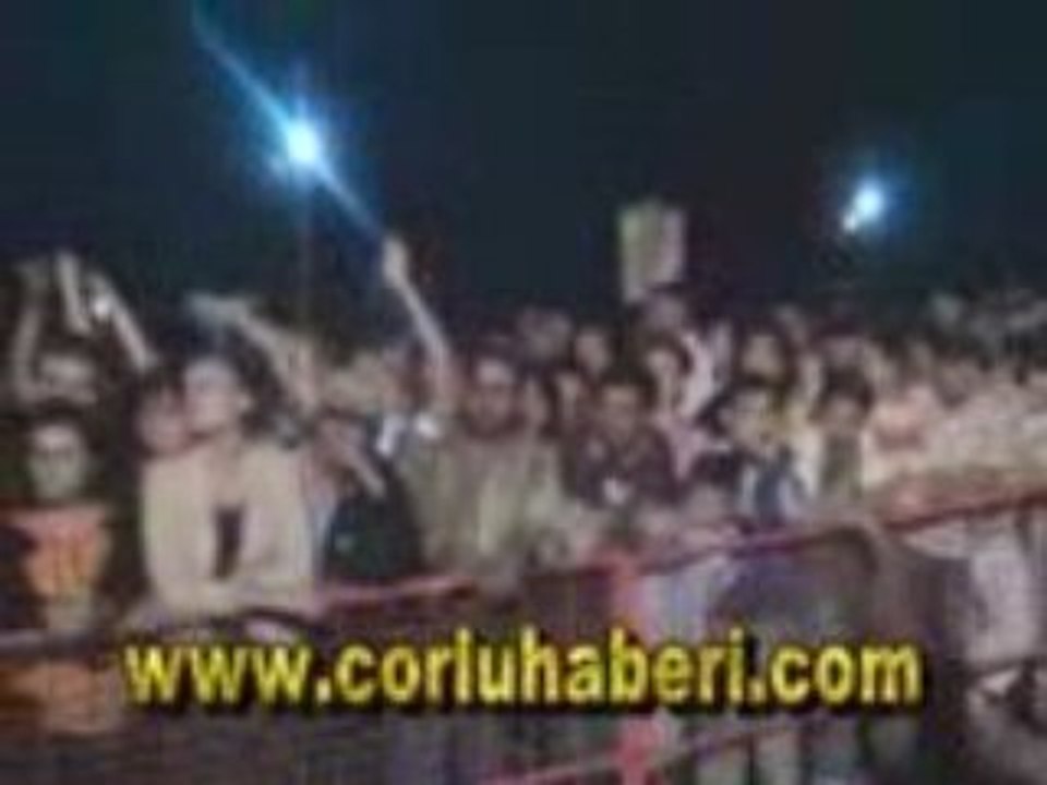 fulden uras çorlu konseri canlı performans